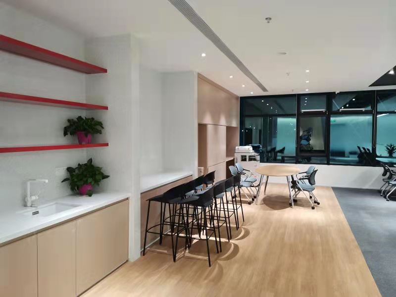 贛江新區萬科科創城寫字樓火熱招商，無中介費，租賃時間長可返裝修費